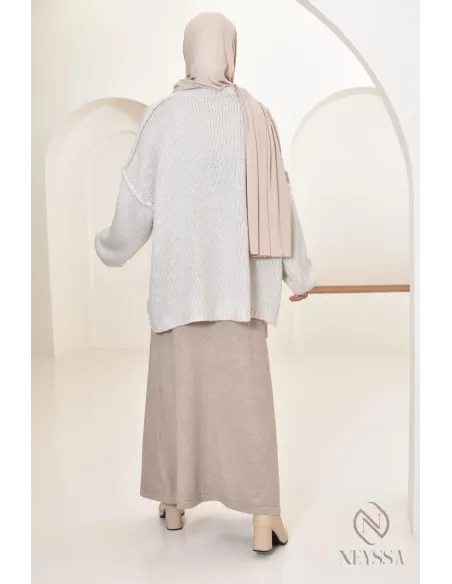 Ausgestellter langer Strickrock für den Winter, Hijabi-Winterlook