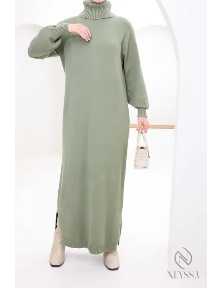 Langes Kleid für bescheidene Frauen, gerollter Stehkragen