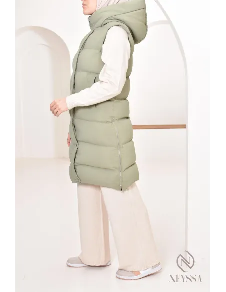 Women's khaki sleeveless down jacket, ideal for mid-season