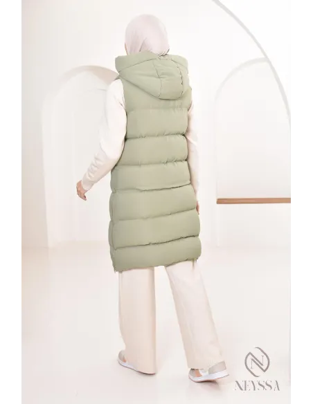 Women's khaki sleeveless down jacket, ideal for mid-season