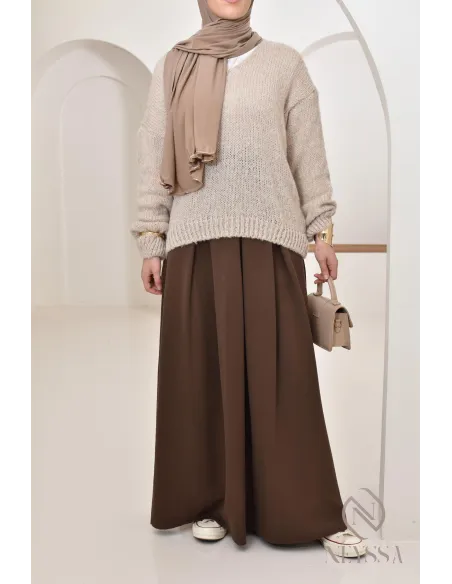 Modest and trendy women's knit sweater, winter hijabi outfits idea