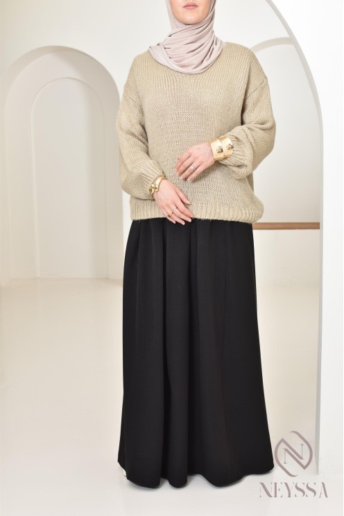 Pull femme modeste et tendance en maille, idée d'outfits hijabi hiver