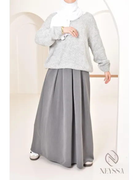 Bescheidener und trendiger Damenpullover aus Strick, Hijabi