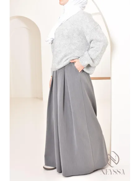 Bescheidener und trendiger Damenpullover aus Strick, Hijabi