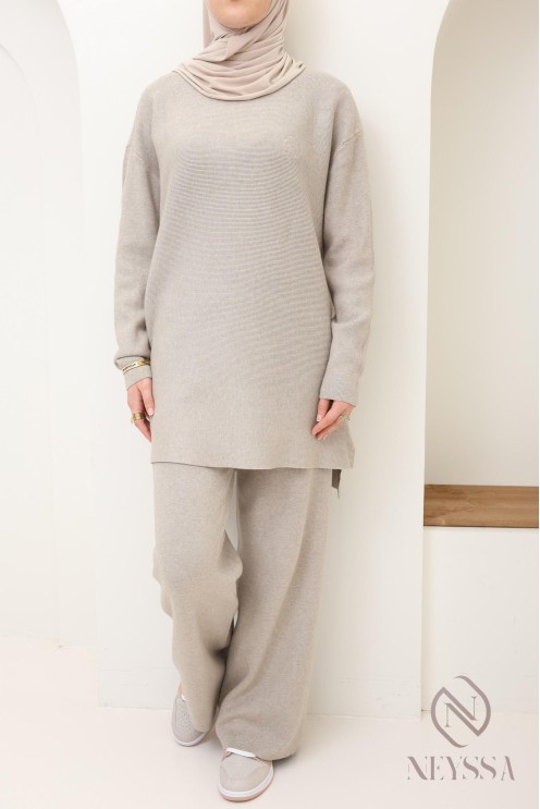 Ensemble en maille tissée taupe pour femme by Neyssa confection