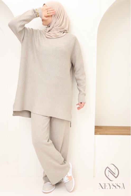 Ensemble en maille tissée taupe pour femme by Neyssa confection