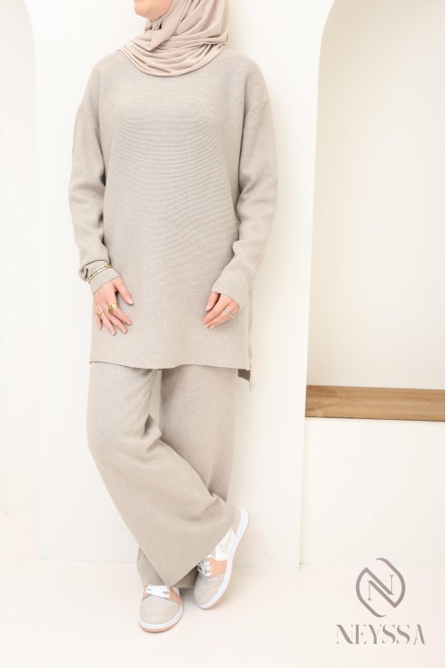 Women's taupe woven knitwear set by Neyssa confection