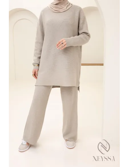 Ensemble en maille tissée taupe pour femme by Neyssa confection
