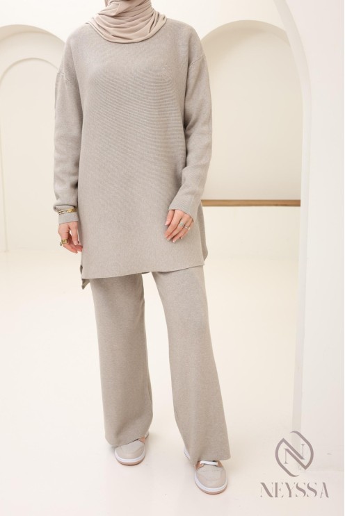 Ensemble en maille tissée taupe pour femme by Neyssa confection
