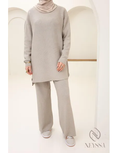 Women's taupe woven knitwear set by Neyssa confection