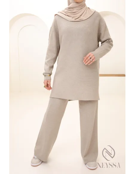 Ensemble en maille tissée taupe pour femme by Neyssa confection