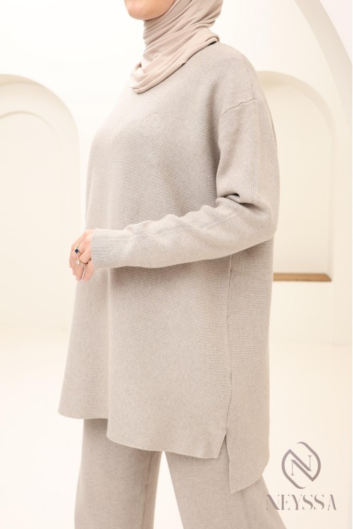 Women's taupe woven knitwear set by Neyssa confection