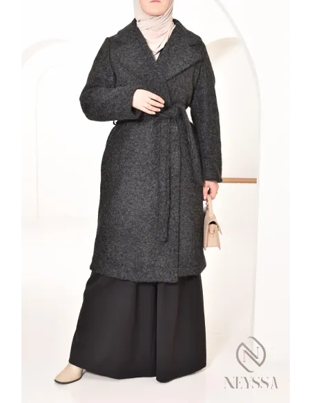 women's straight-cut coat in curly wool-type fabric, winter 2024