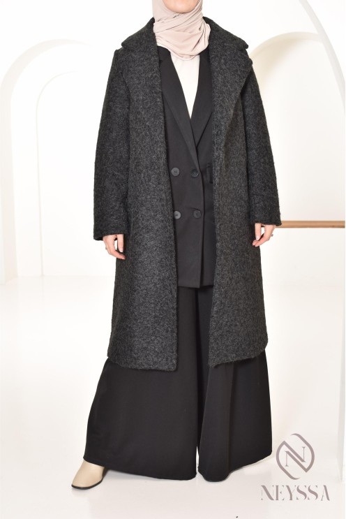 women's straight-cut coat in curly wool-type fabric, winter 2024