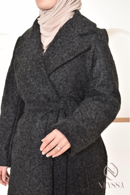 women's straight-cut coat in curly wool-type fabric, winter 2024