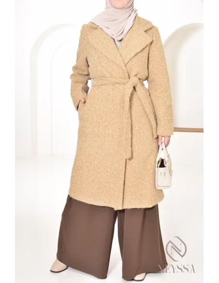 women's straight-cut coat in curly wool-type fabric, winter 2024