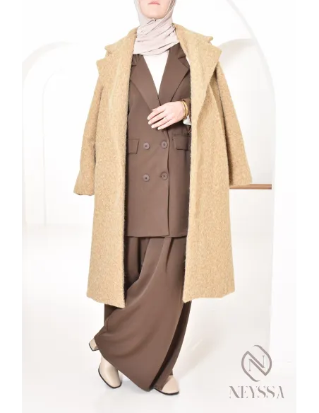 women's straight-cut coat in curly wool-type fabric, winter 2024