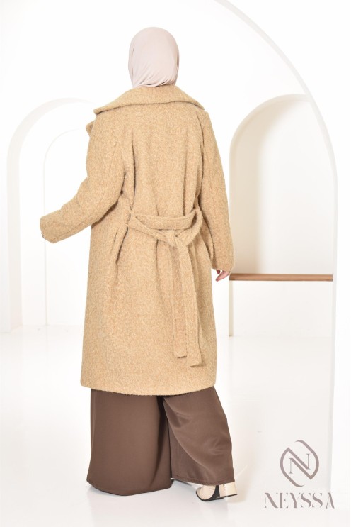 women's straight-cut coat in curly wool-type fabric, winter 2024