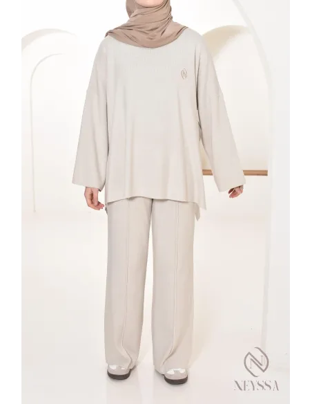 ensemble beige maille tissée hijabi outfit modeste Neyssa Confection