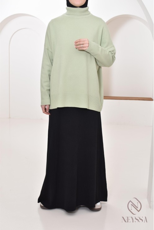 Pullover mit Stehkragen, gerollt, mittellang, Frau, bescheiden