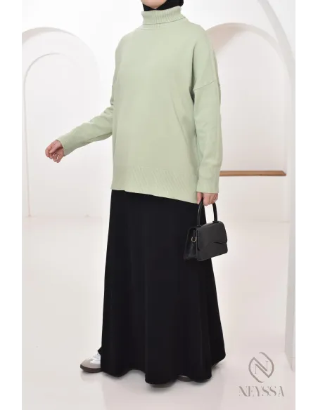 Pullover mit Stehkragen, gerollt, mittellang, Frau, bescheiden