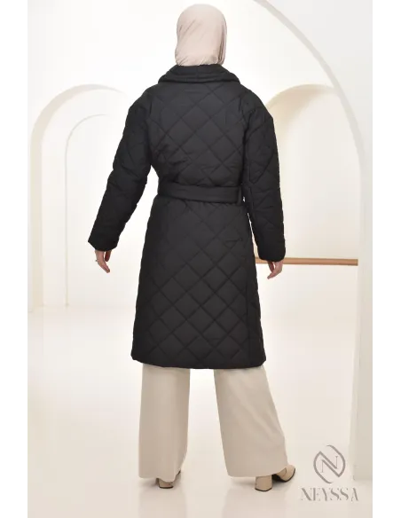 Long quilted down jacket for veiled women, for cold periods