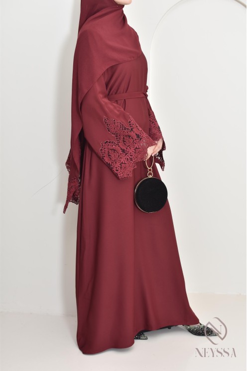 Abaya Dubaï longue femme musulmane Bordeaux. Tenue Aid 2025 hijabi