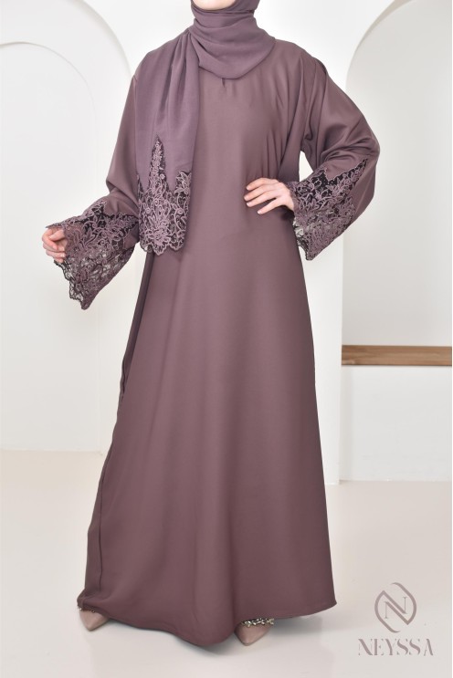 Moderne lilafarbene Abaya Dubai für Frauen, Aid Hijabi Outfit.