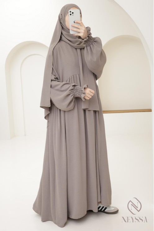 Abaya with integrated hijab in jazz, muslim woman, ramadan 2025