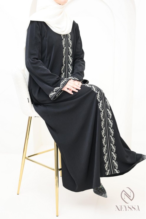 Moderne bestickte Damenabaya in Jazz, trendige Hijabi-Abaya für Frauen