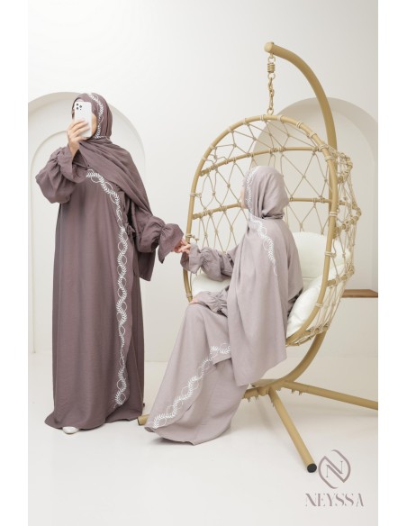 Abaya de prière brodée femme musulmane hijab intégré, ramadan 2025