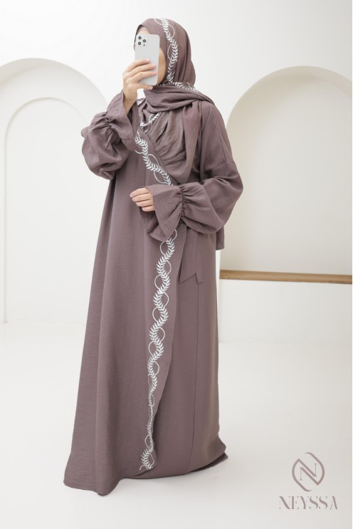 Embroidered muslim woman prayer abaya integrated hijab, ramadan 2025
