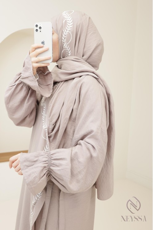 Muslim woman prayer dress, integrated hijab abaya for Ramadan