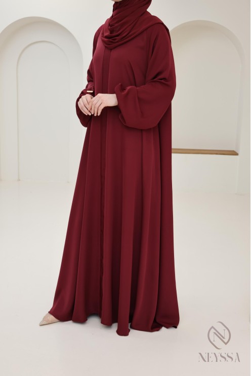 Abaya Dubaï coupe évasée Bordeaux confection neyssa, tendance 2025