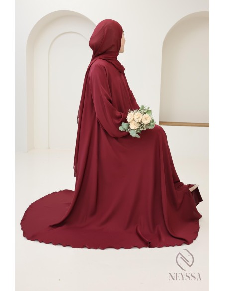 Abaya Dubaï coupe évasée Bordeaux confection neyssa, tendance 2025