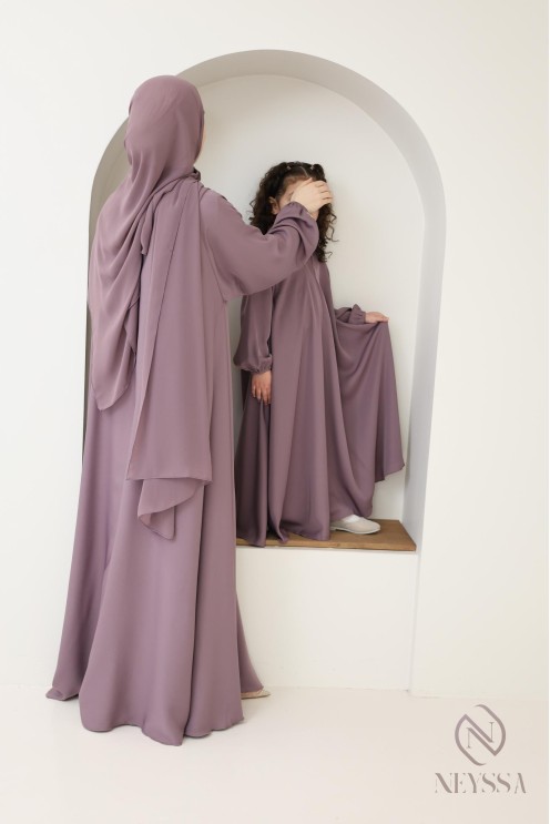 Abaya Dubai for Aid 2025 mother/daughter combo, confection by Neyssa