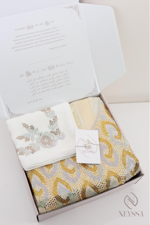 Box mit luxuriösem Hijabi-Stoff makhawer johara mit Strasssteinen