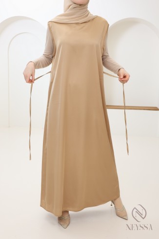 Unterkleid mit Satineffekt ideal zum Tragen für Kimono