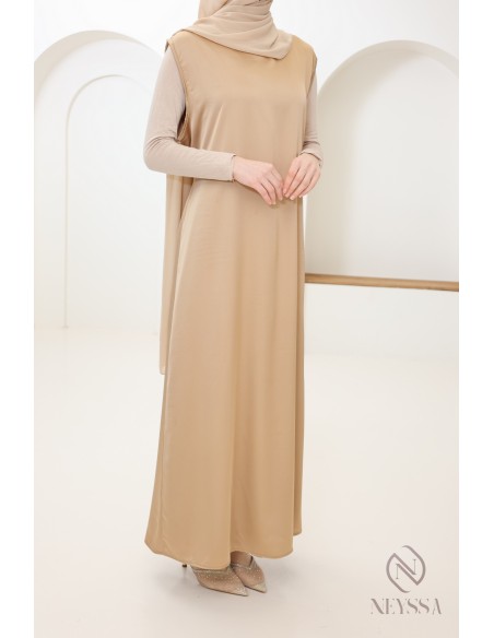 Satin-effect sleeveless underdress ideal for kimonos