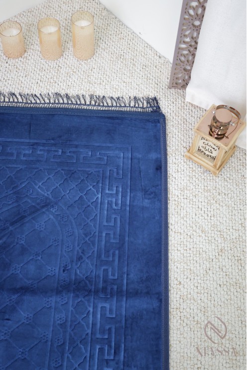 Grand tapis de prière velours épais pour accomplissement de la salat