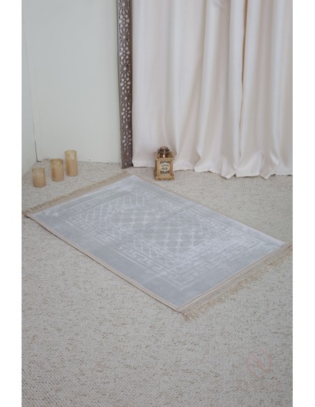 Grand tapis de prière velours épais pour accomplissement de la salat