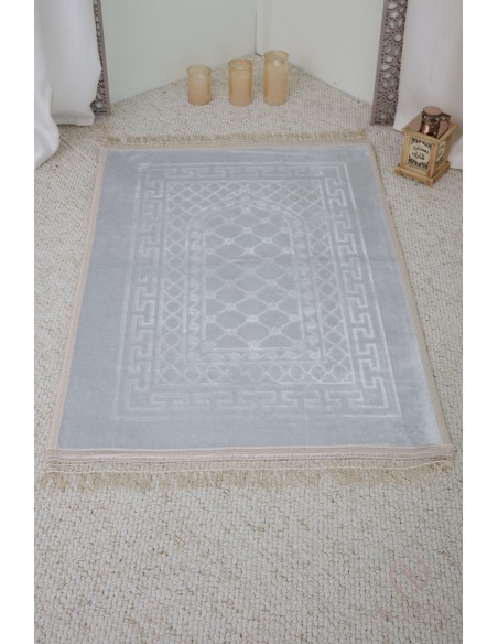 Grand tapis de prière velours épais pour accomplissement de la salat