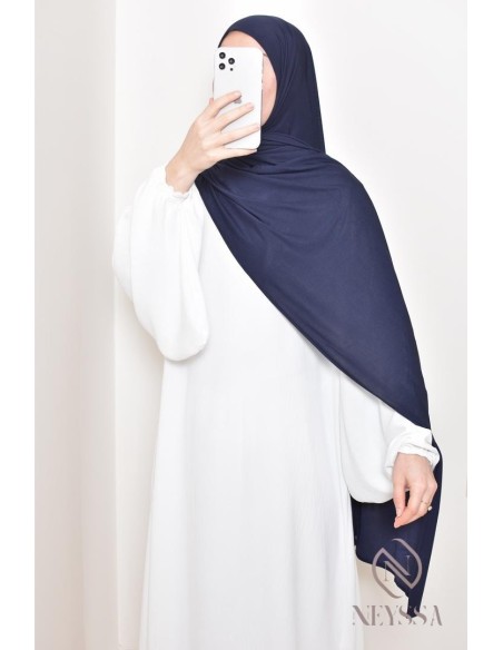 Günstiger Premium-Lycra-Hijab für Ihr Tagesoutfit oder für den Sport.