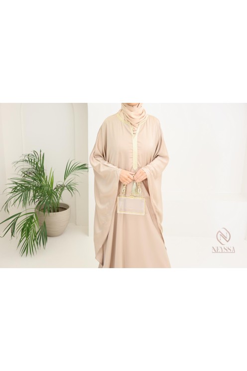 Abaya papillon coupe ample idée tenue Aïd 2024 hijabi outfit