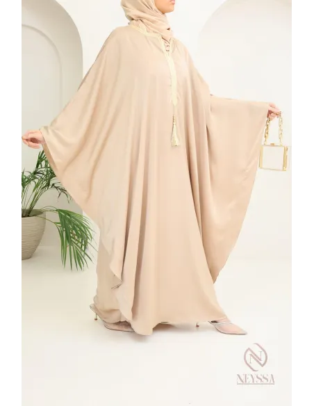 Abaya papillon coupe ample idée tenue Aïd 2024 hijabi outfit
