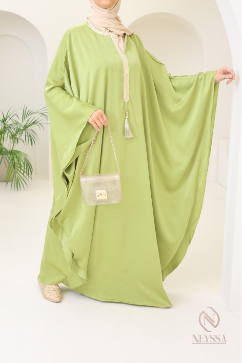 Abaya papillon coupe ample idée tenue Aïd 2024 hijabi outfit