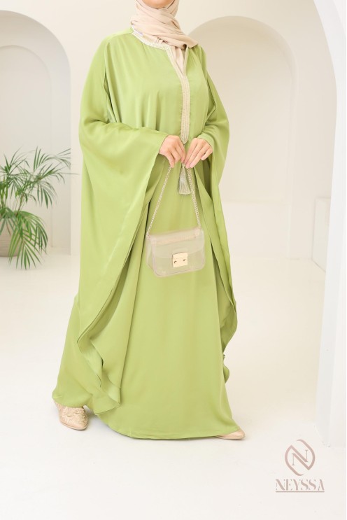 Abaya papillon coupe ample idée tenue Aïd 2024 hijabi outfit