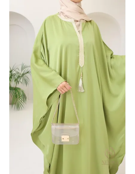 Abaya papillon coupe ample idée tenue Aïd 2024 hijabi outfit