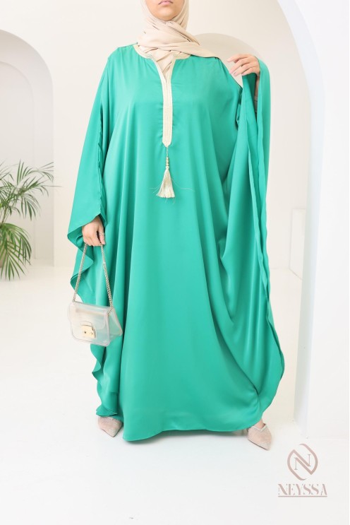Abaya papillon coupe ample idée tenue Aïd 2024 hijabi outfit