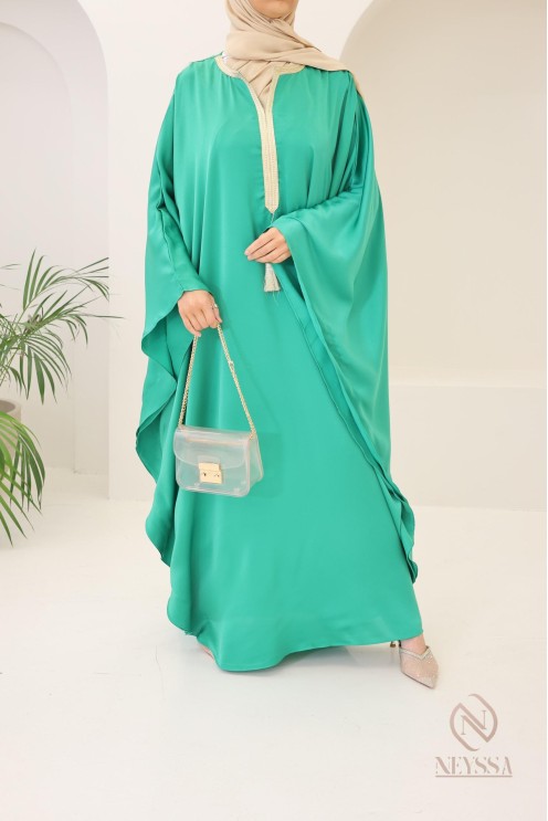 Abaya papillon coupe ample idée tenue Aïd 2024 hijabi outfit